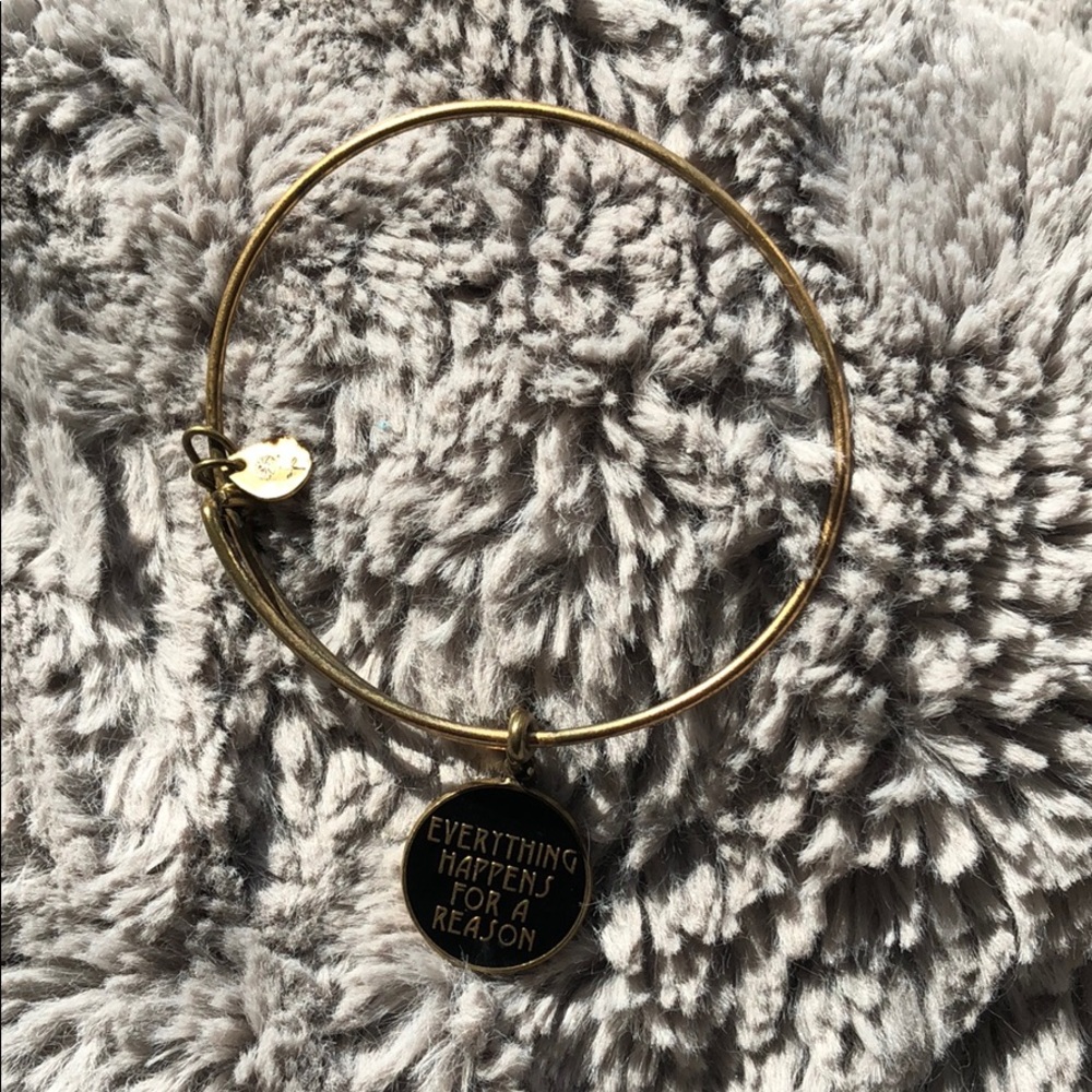 “everything happens for a reason” bracelet